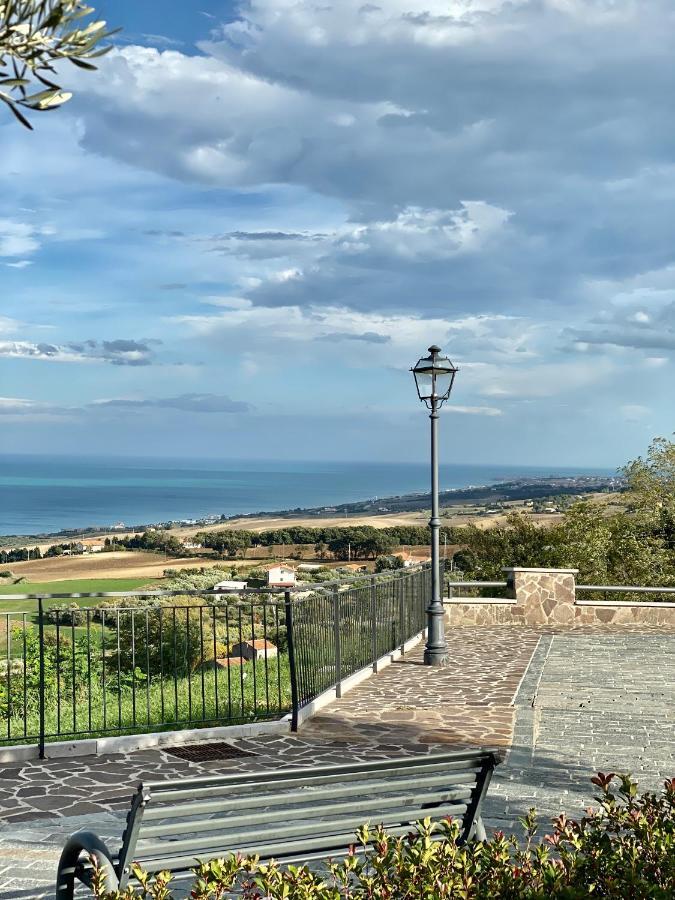 Residenza B&B Vistamare Petacciato Buitenkant foto